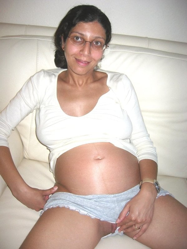 Pregnant - 16 Photos 