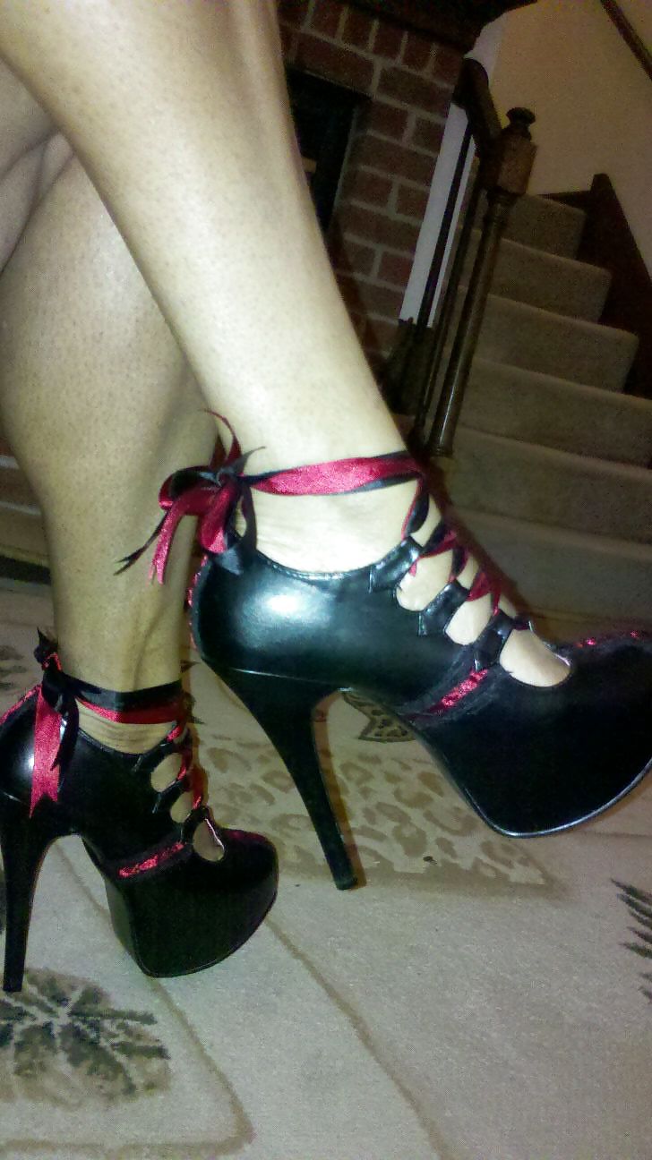 Black Heels adult photos