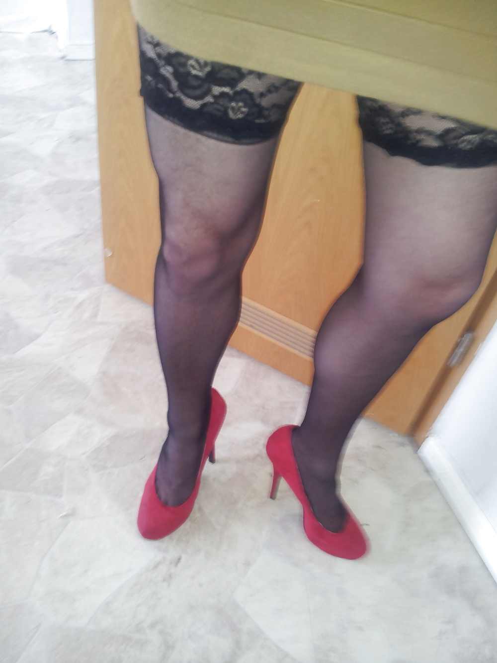 Meine neuen Red High Heels adult photos