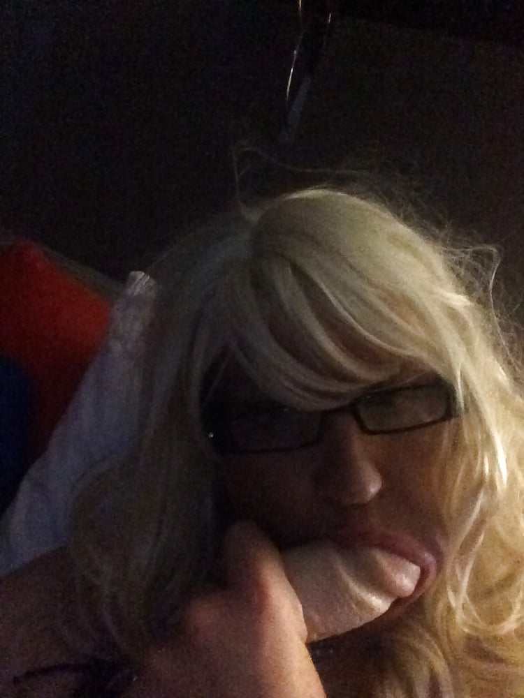 Naughty Blonde adult photos