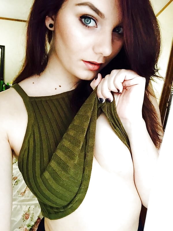 Amateur Series 51 adult photos