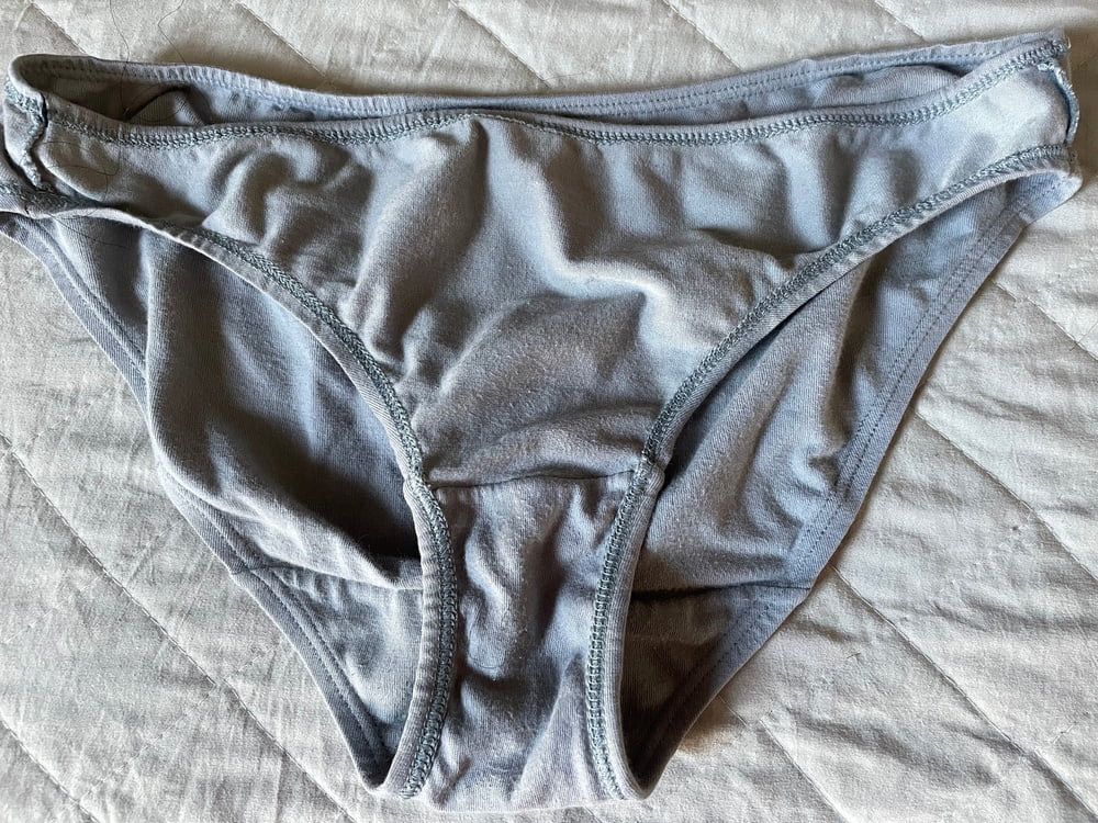 SniffyPanty - My Dirty Panties 2 (for Sale)