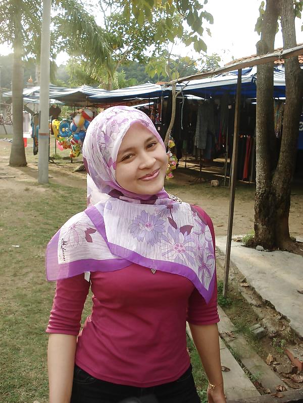 Hijab Asian Indo Girls III adult photos