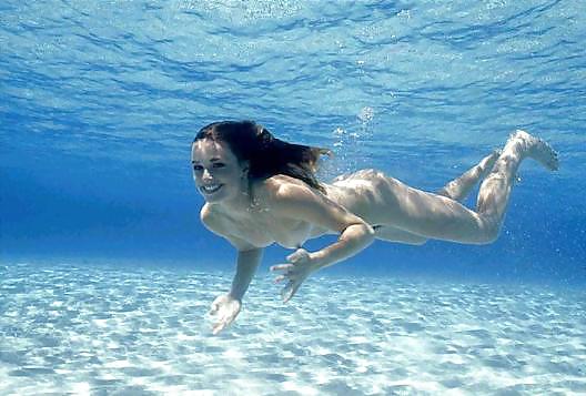Nudists 2 adult photos