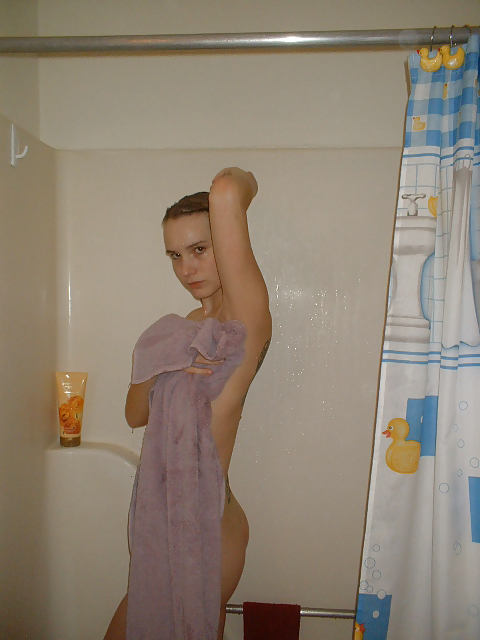 sexy  girl in the shower adult photos