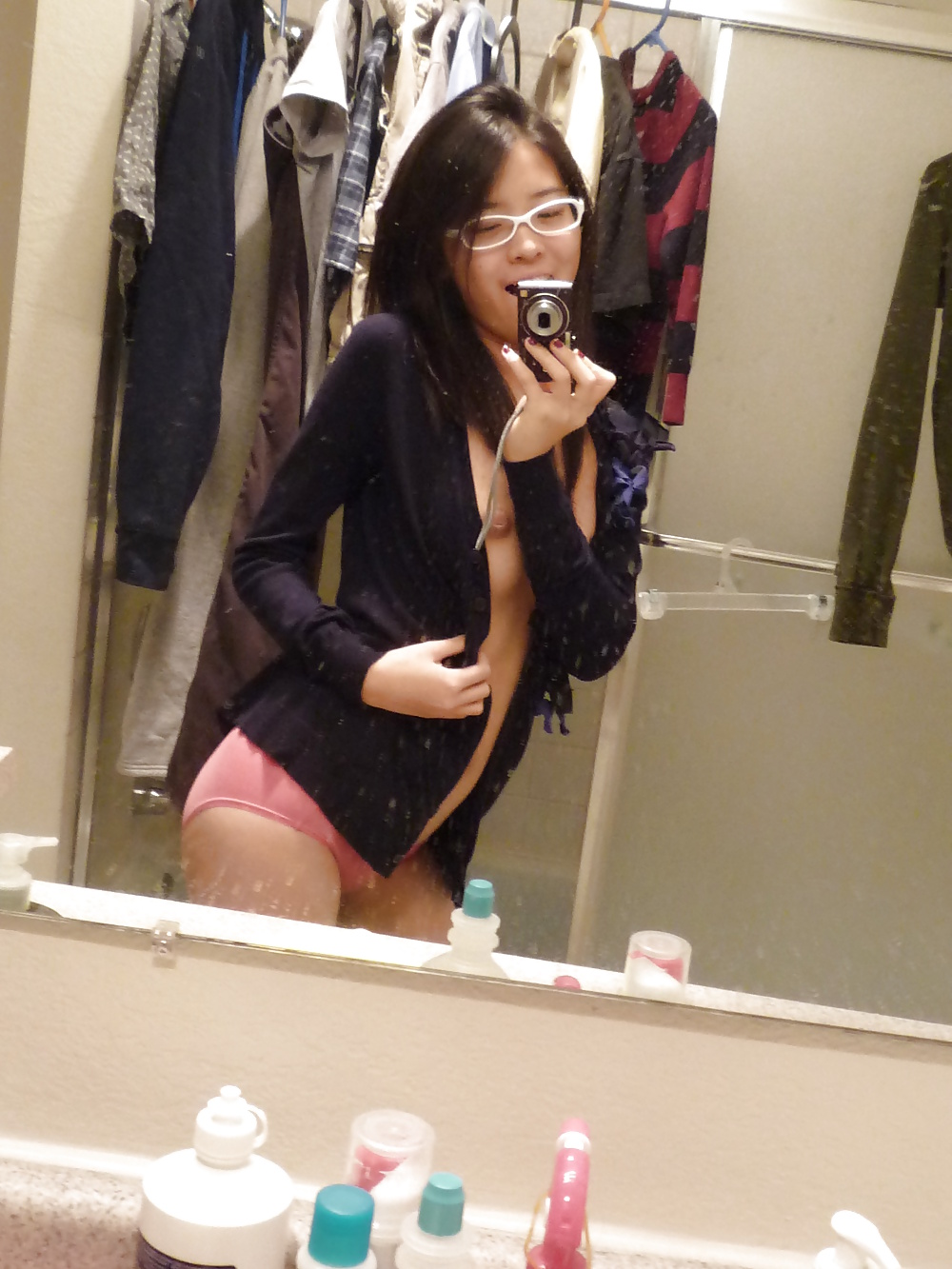 Sexy asian teen with glasses adult photos