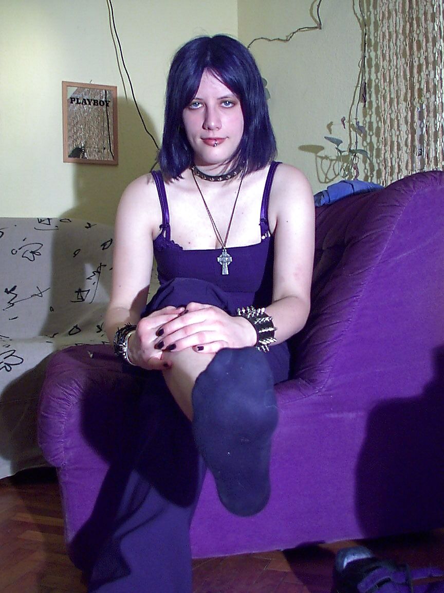 Gothic Foot - Yavanna adult photos