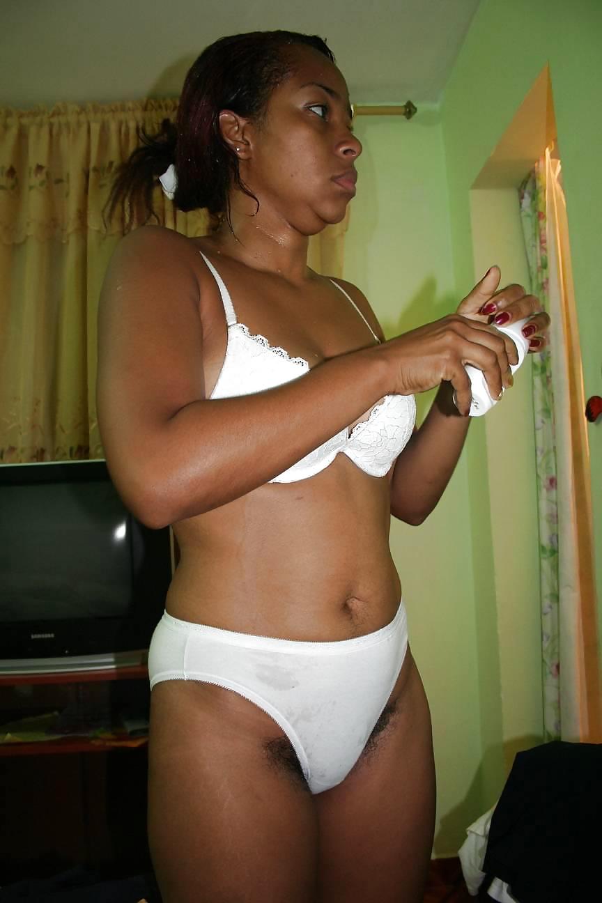 EBONY GIRL VIVIANA adult photos