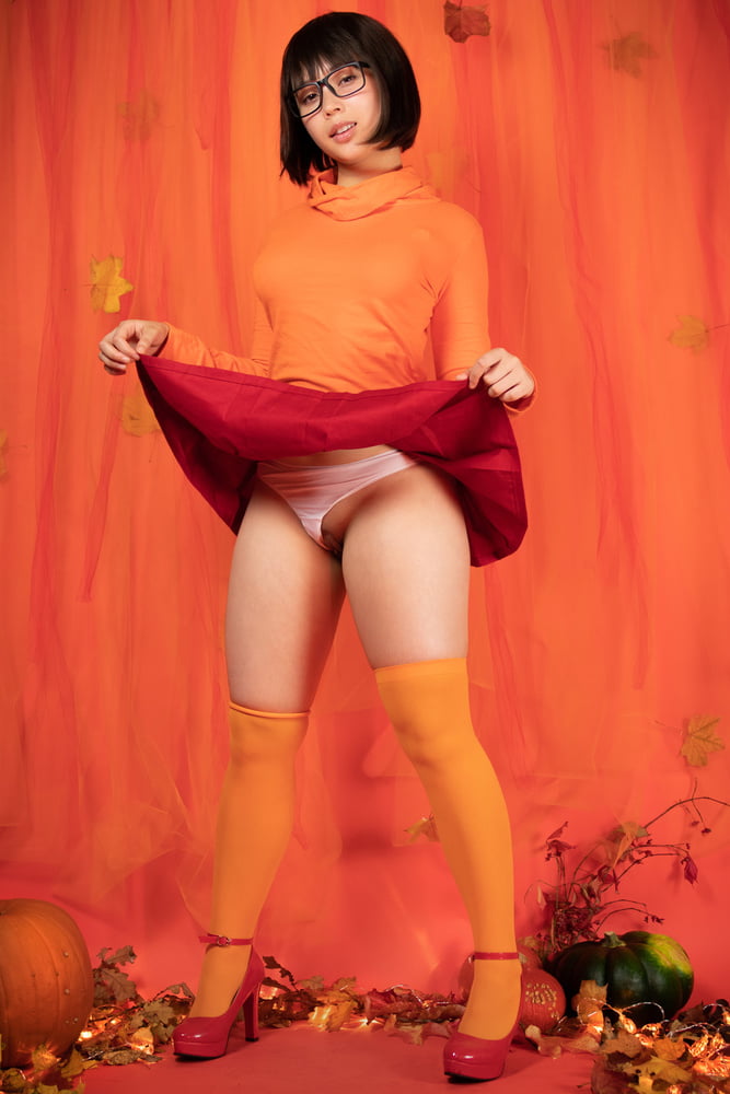 Velma Dinkley Cosplay IV Pics XHamster