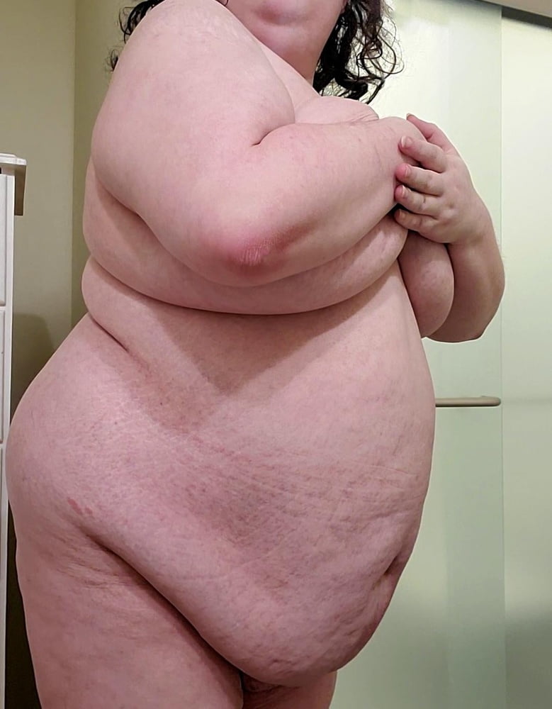 Fat Saggy - 101 Photos 