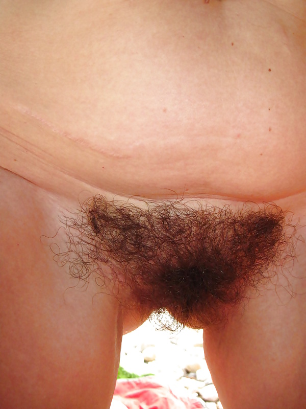 My GF hairy pussy adult photos