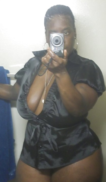 THICKA THAN A SNICKA 2- Mz Lee adult photos