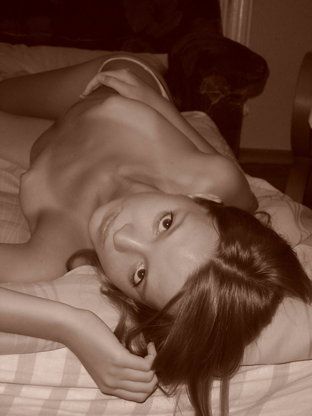 ExgfCol All of Hot Russian Teen Dasha (Sepia 9of12) adult photos