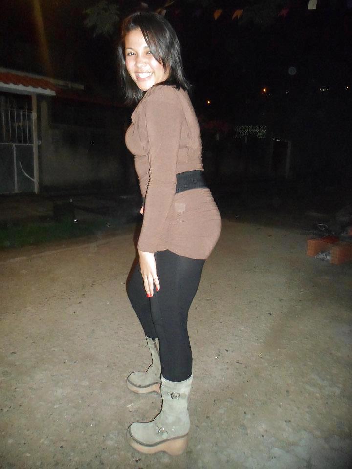 FACEBOOK SAMARA BRUM adult photos