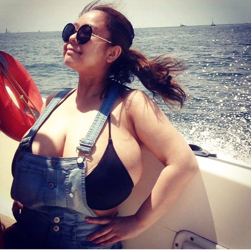 Webtastic Boobs Vol.1053 adult photos