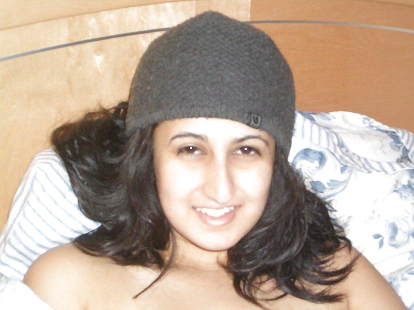 ARABIAN GIRLS - HOTTER AS HOT II adult photos