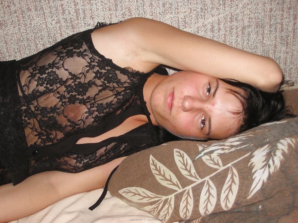 Random girlfiends:purple adult photos