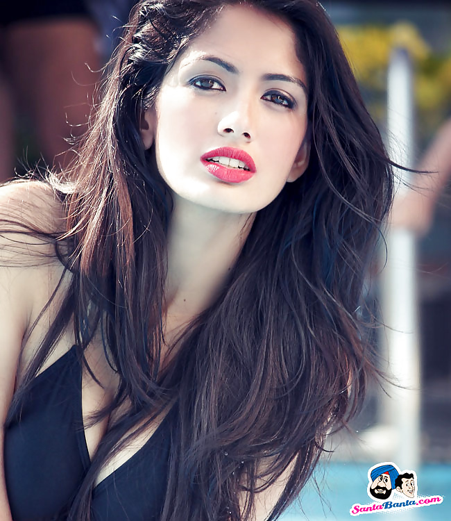 INDIAN DESI BITCH adult photos