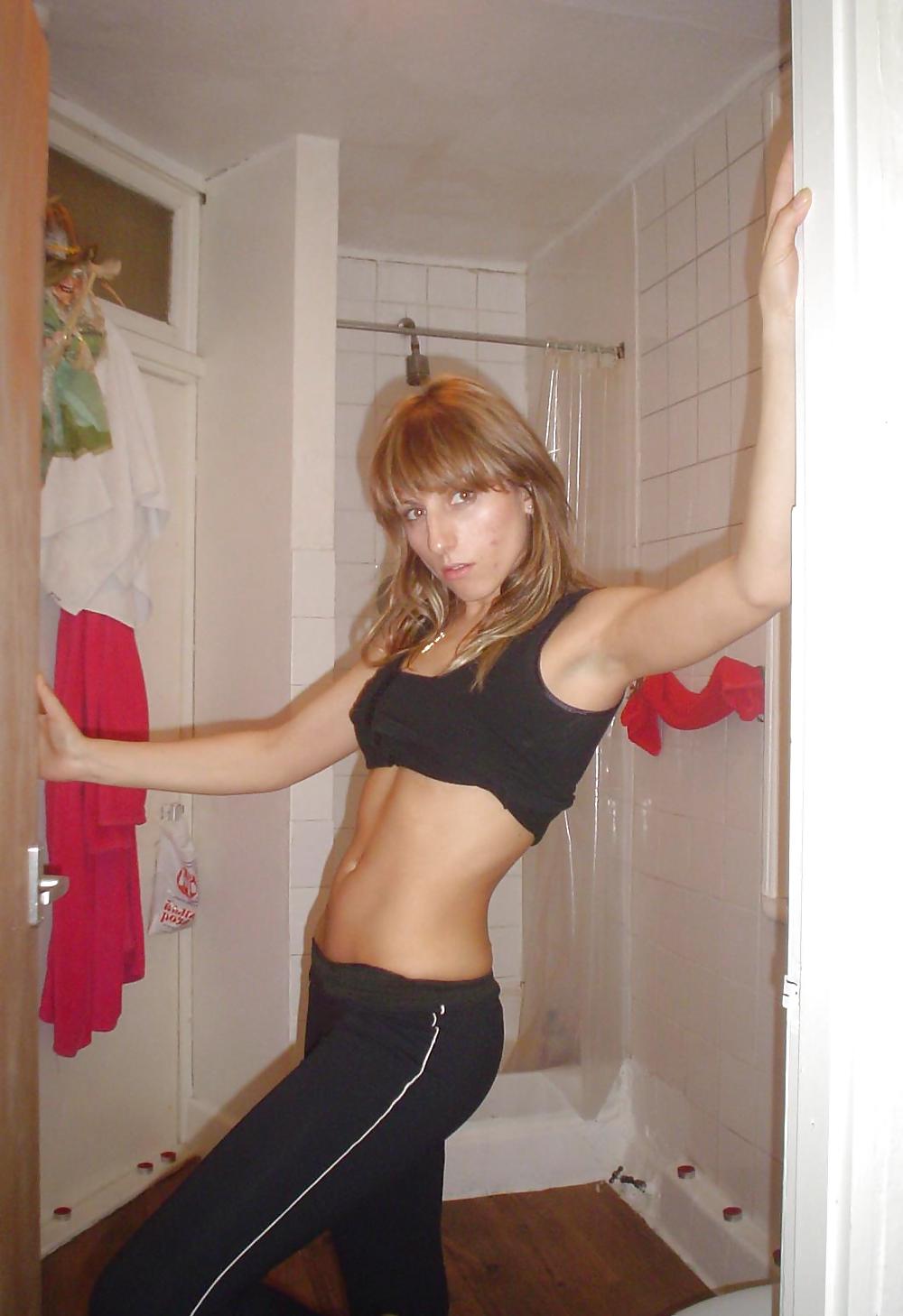 CUTE, SEXY AMATEUR - BUT SO HORNY III adult photos