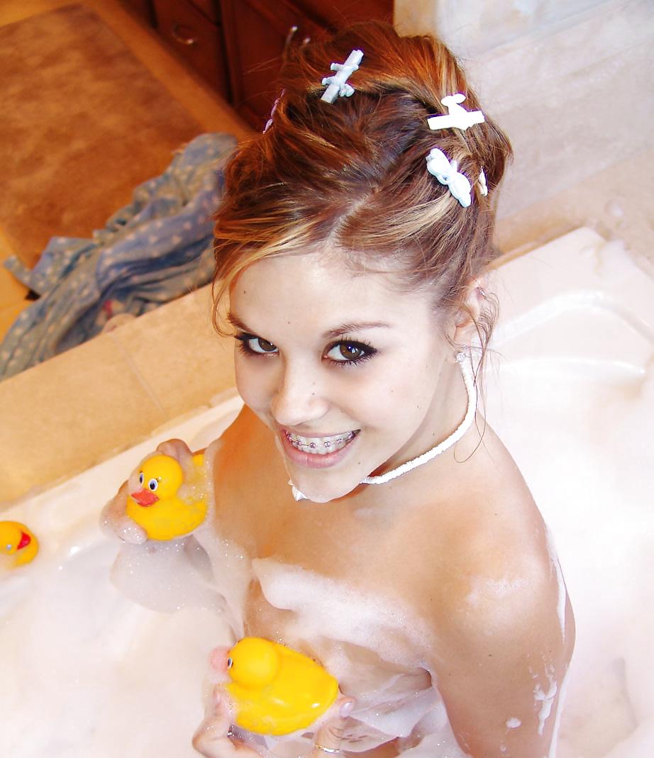 Horny Topanga - Getting soapy adult photos