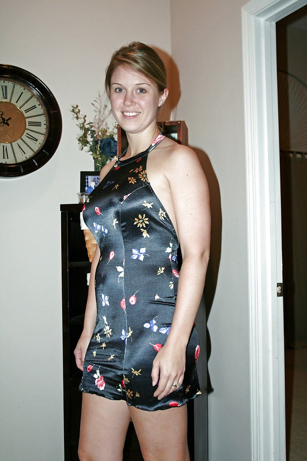 Sie zeigt was sie hatt adult photos