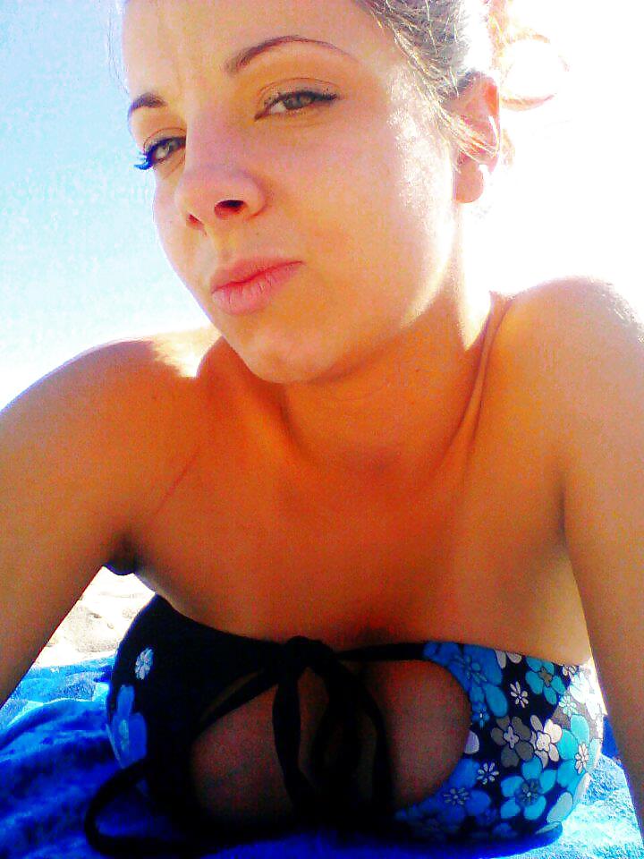 Bulgarian: Gabriela 4 adult photos