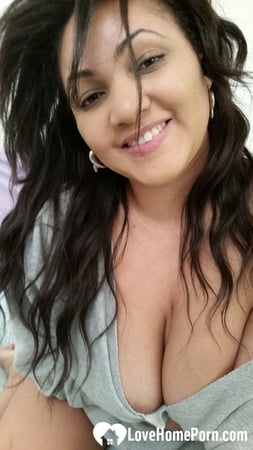 my cunt needs daily attention from this dildo         