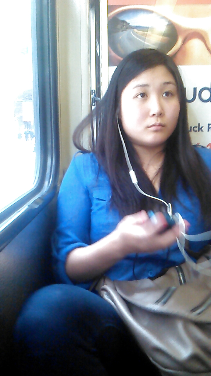 Voyeur - Another good day on transit adult photos