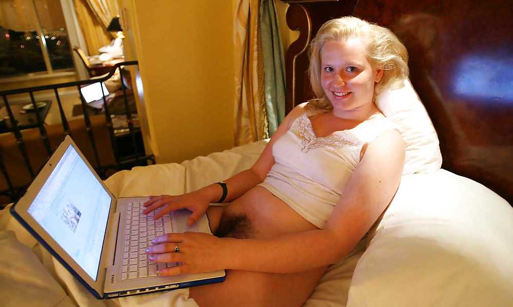 Female Fur adult photos
