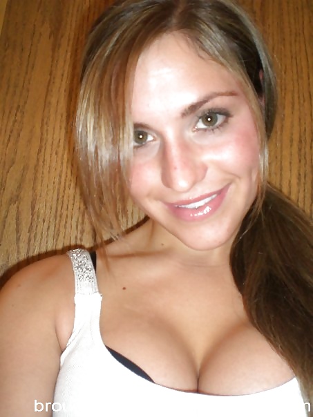 2014 FACEBOOK WHORES adult photos