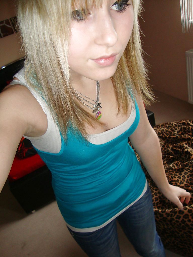 Sexy teen 5 adult photos