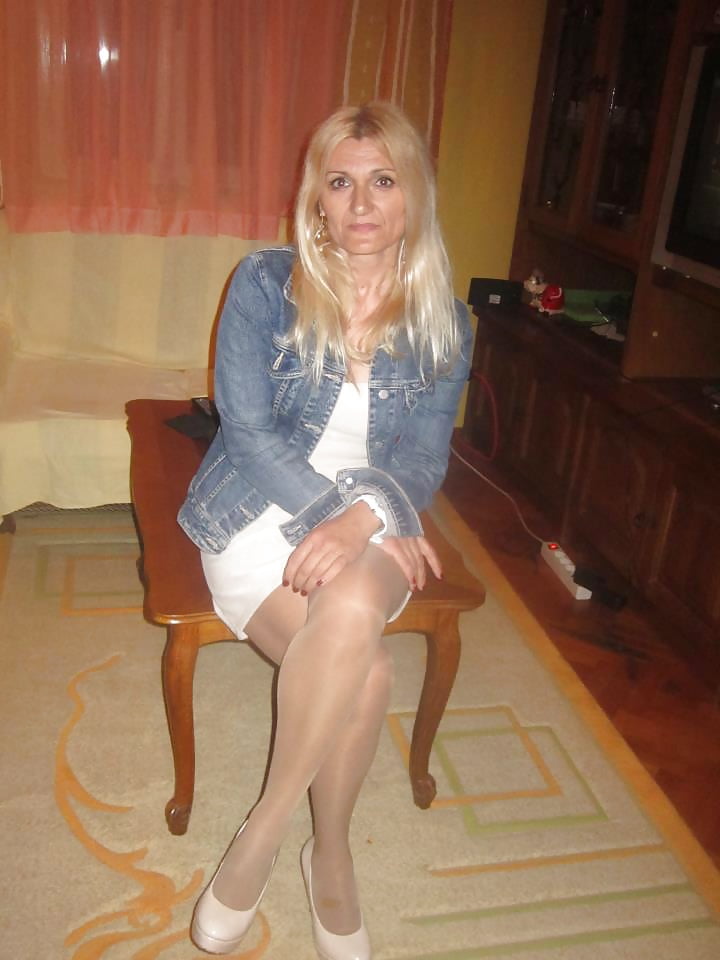 Serbian Milf,Mature,Mom4 adult photos