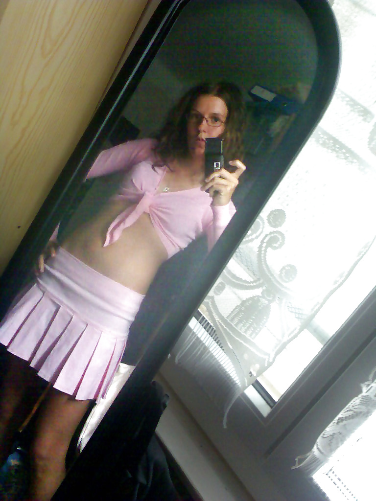 Mon cul, en shorty, en string, mini jupe adult photos