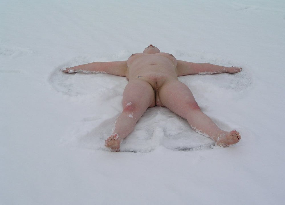 Naked Snow Sex