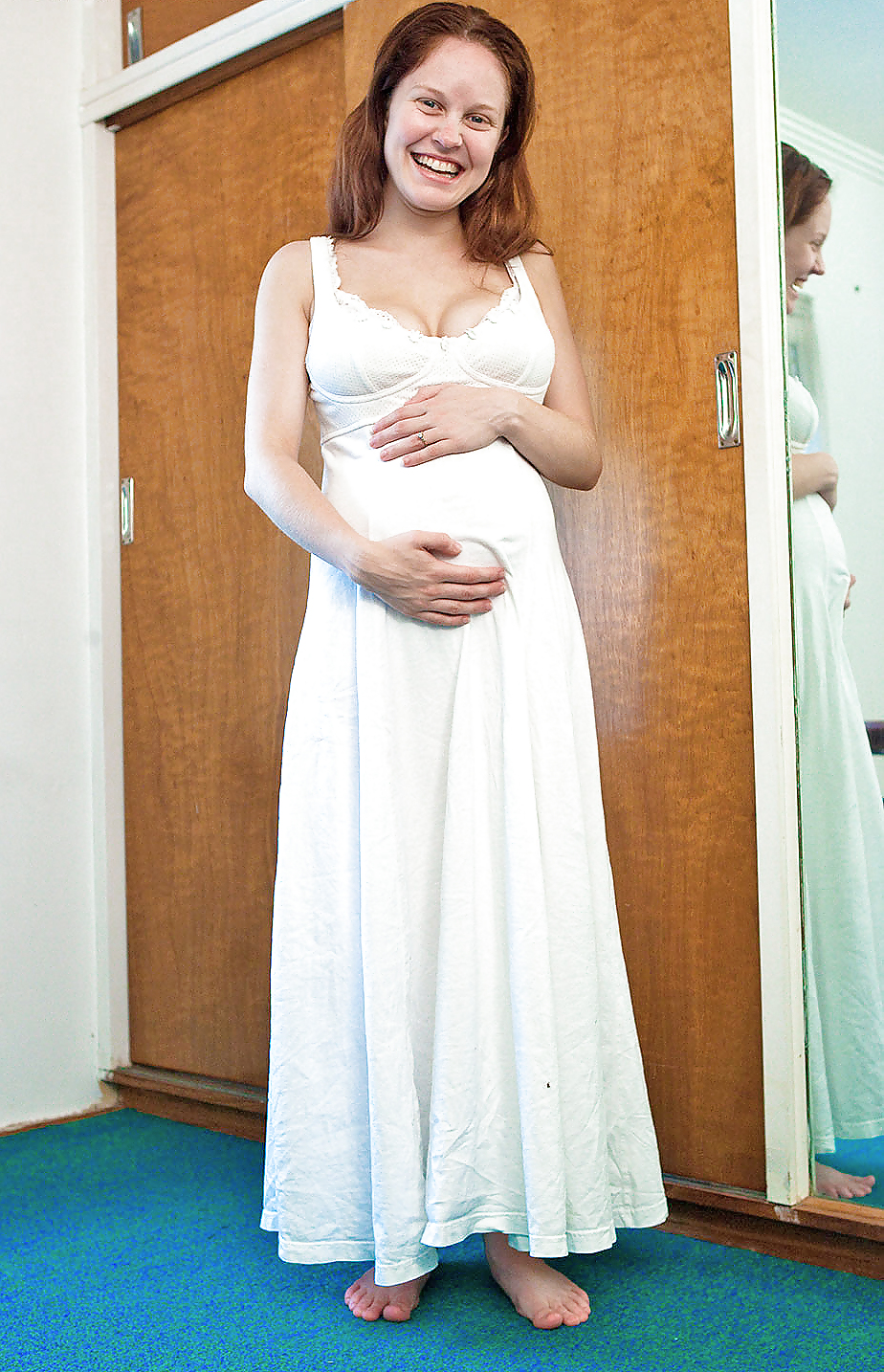 Fresh MidWest MOMMY adult photos