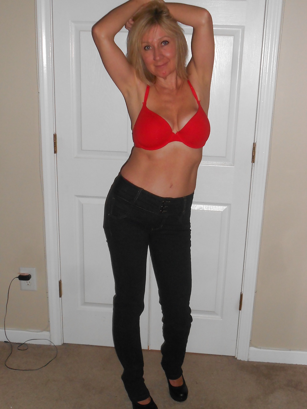 Hot older lady adult photos