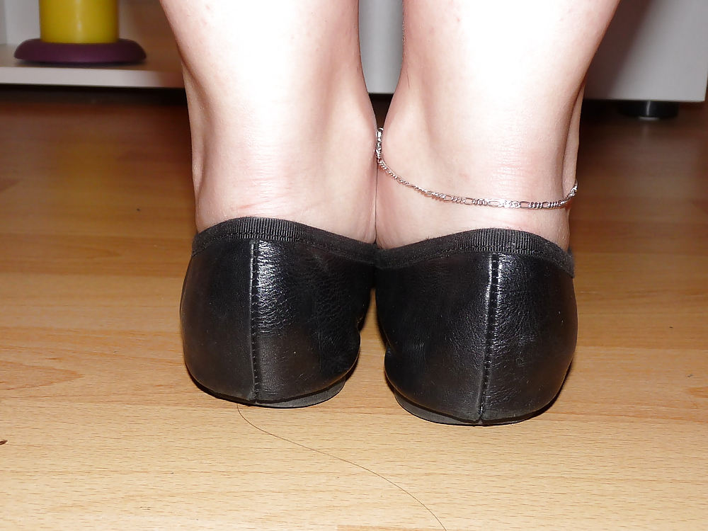 wifes sexy black leather ballerina ballet flats shoes adult photos
