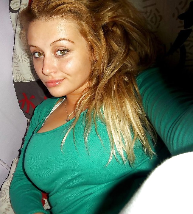 Servane big boobs adult photos