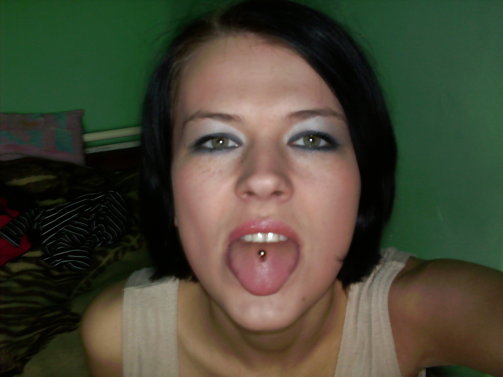 Wer hat mehr von der Hure? who has more? adult photos