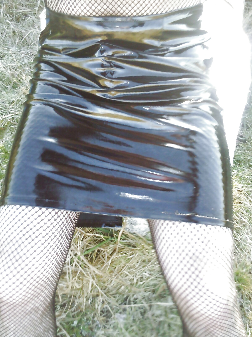 Sissy Shiny Suzy adult photos