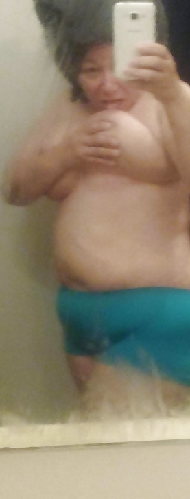 Lucina (Thick Mexican BBW) adult photos