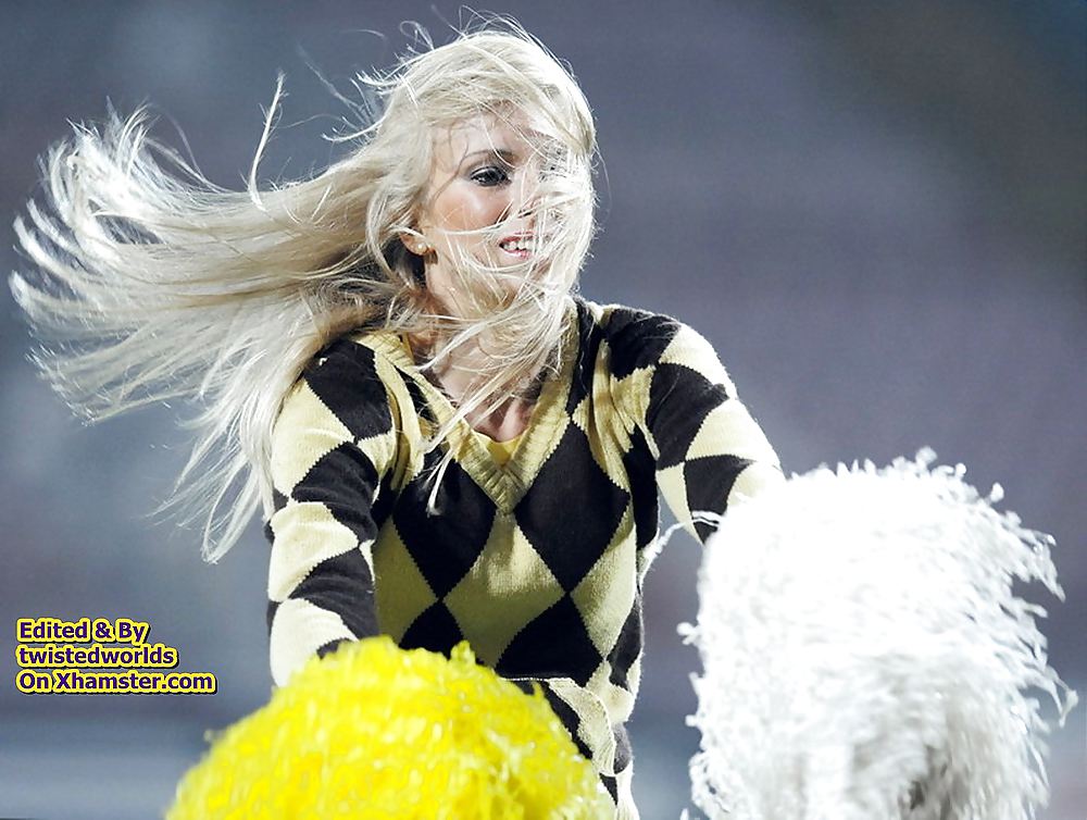 Cheerleaders Erotica 11 By twistedworlds adult photos