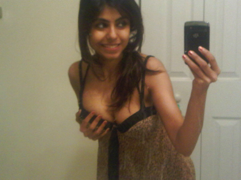 Raji - Stolen Pics adult photos