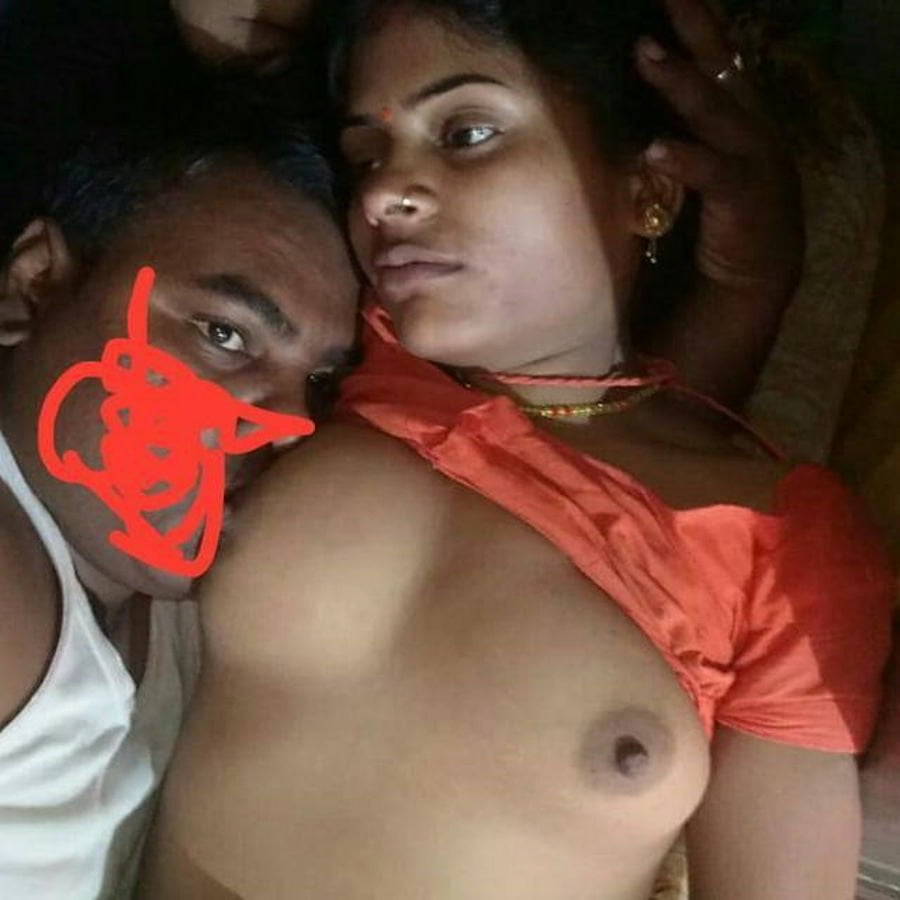 Indian village couple having sex - 23 Pics