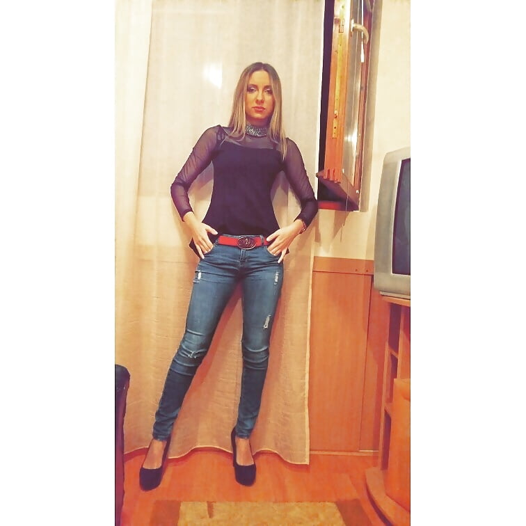 Teodora DJ. adult photos