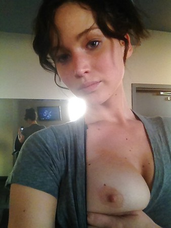 Lawrence photos leaked jennifer Jennifer Lawrence