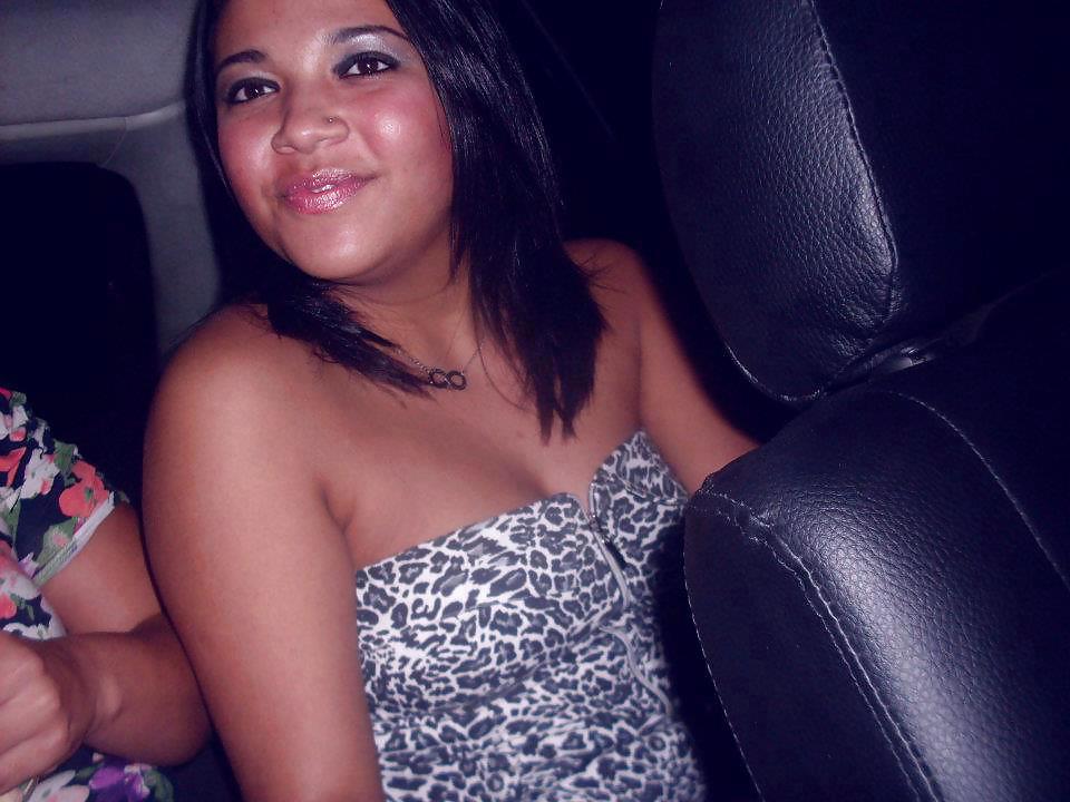 FACEBOOK SAMARA BRUM adult photos