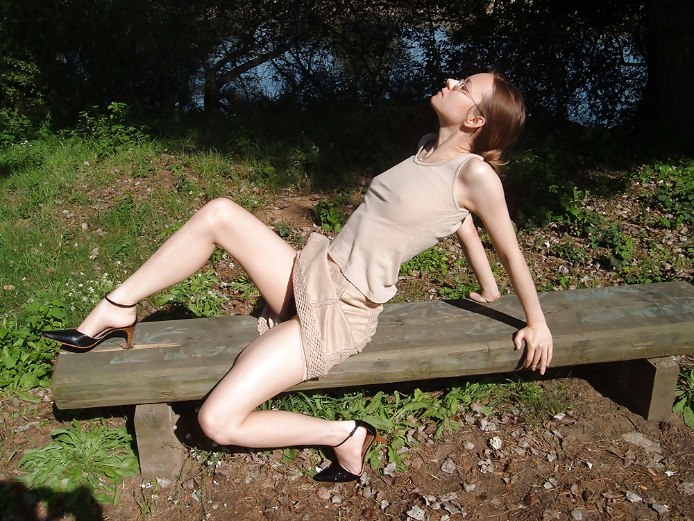 stolen private gallery of someones gf anyone know her? adult photos