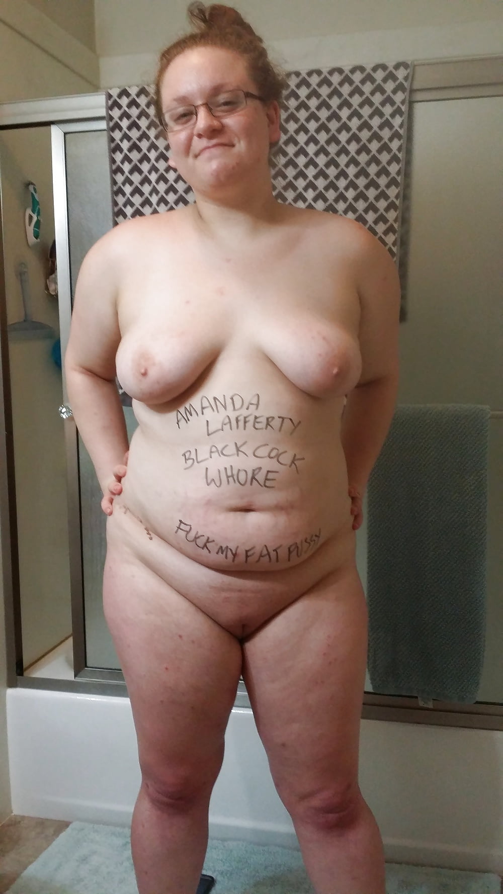Fat whore Amanda Lafferty black cocktail slut adult photos