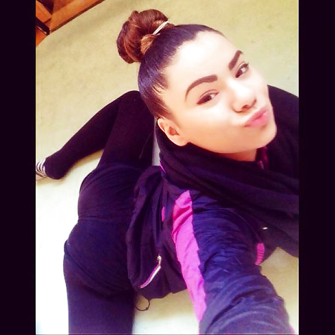 Flexible Bulgarian Slut Vanina adult photos